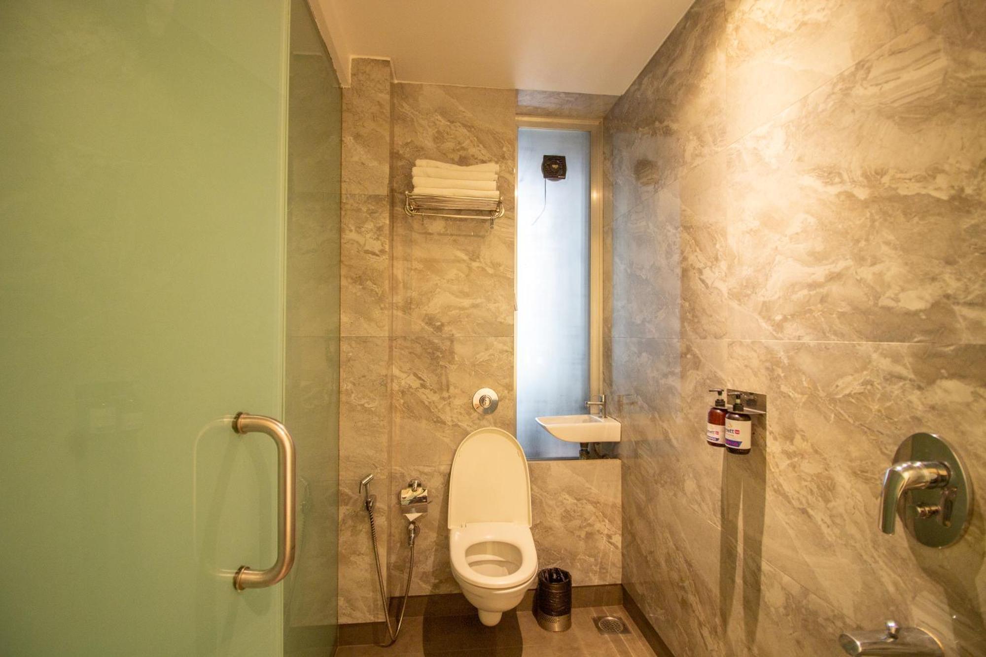 Hotel Celestiial , Candolim Esterno foto