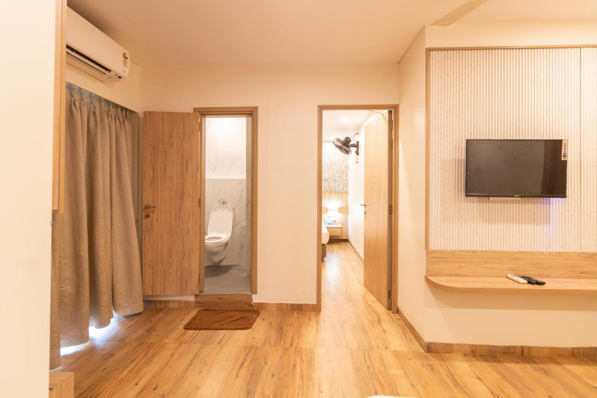 Hotel Celestiial , Candolim Esterno foto