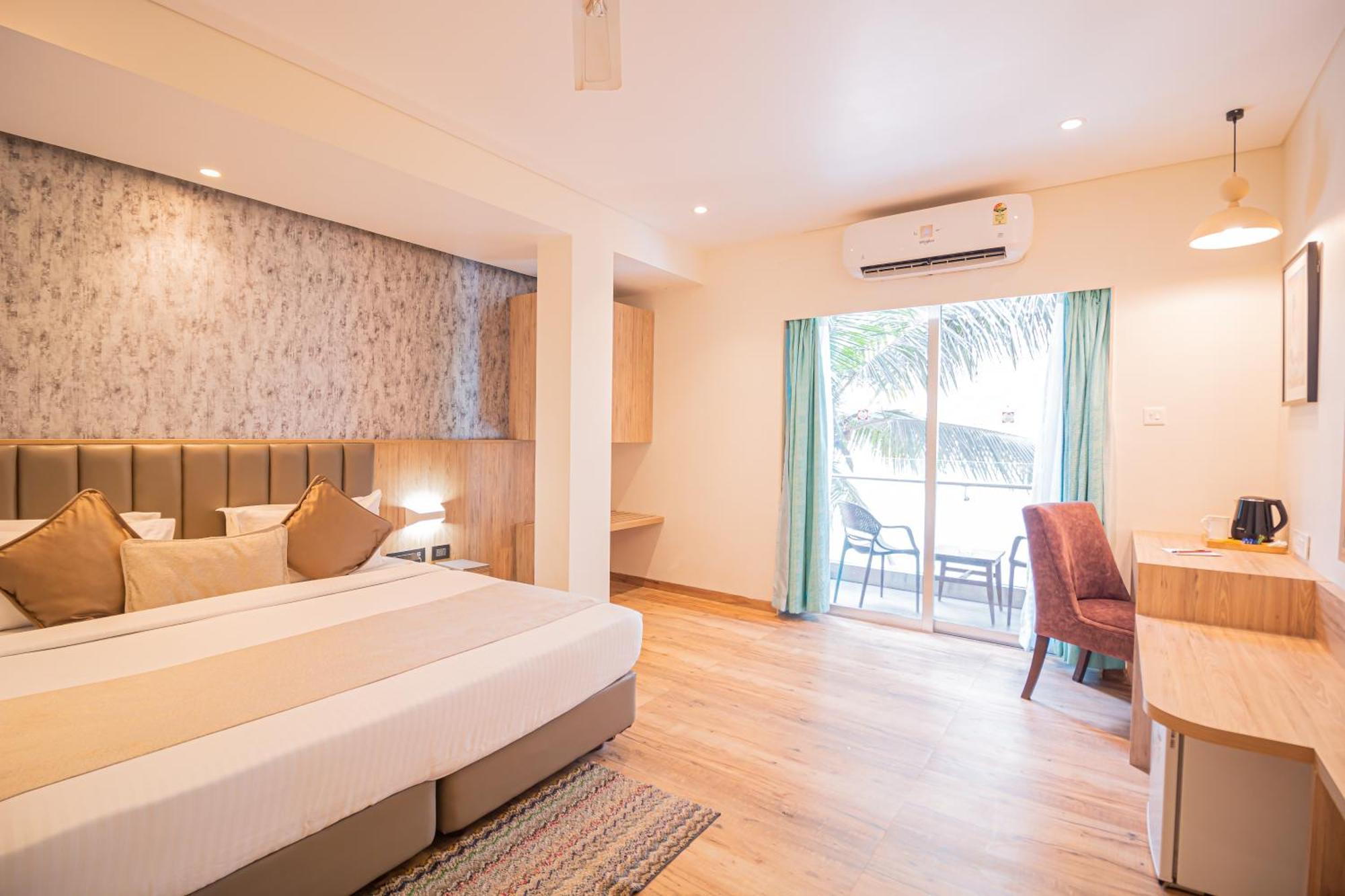 Hotel Celestiial , Candolim Esterno foto
