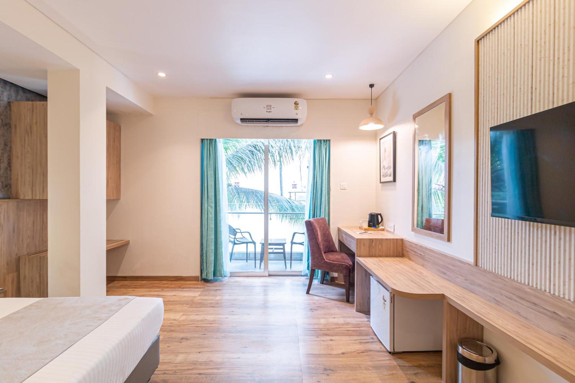 Hotel Celestiial , Candolim Esterno foto