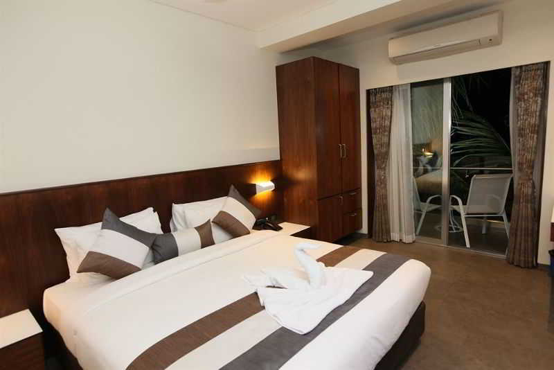Hotel Celestiial , Candolim Esterno foto