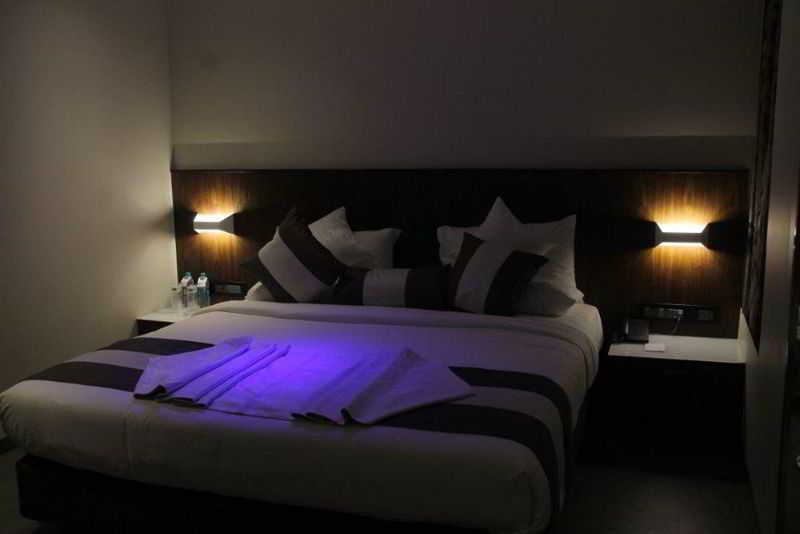 Hotel Celestiial , Candolim Esterno foto