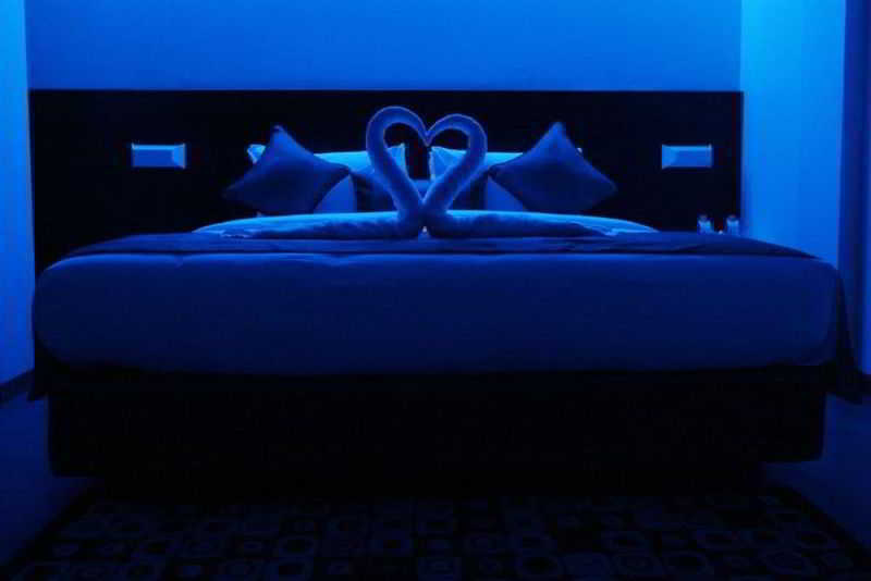 Hotel Celestiial , Candolim Esterno foto
